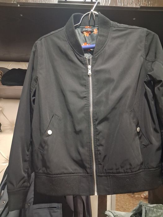 Продам чёрный бомбер на весну!