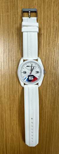 Часовник BMW