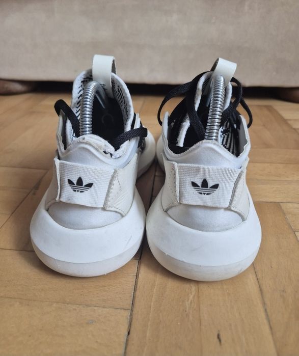 Pantofi sport de damă Adidas Tubular Entrap PK W, mărimea 36