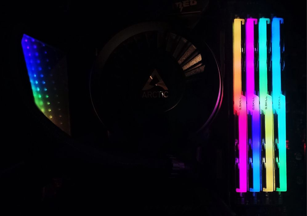 16GB RAM DDR4 3200MHz G Skill Trident Z RGB Full Box