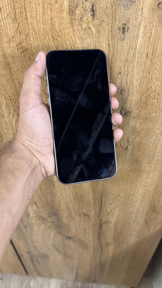 iphone 15 pro max   .
