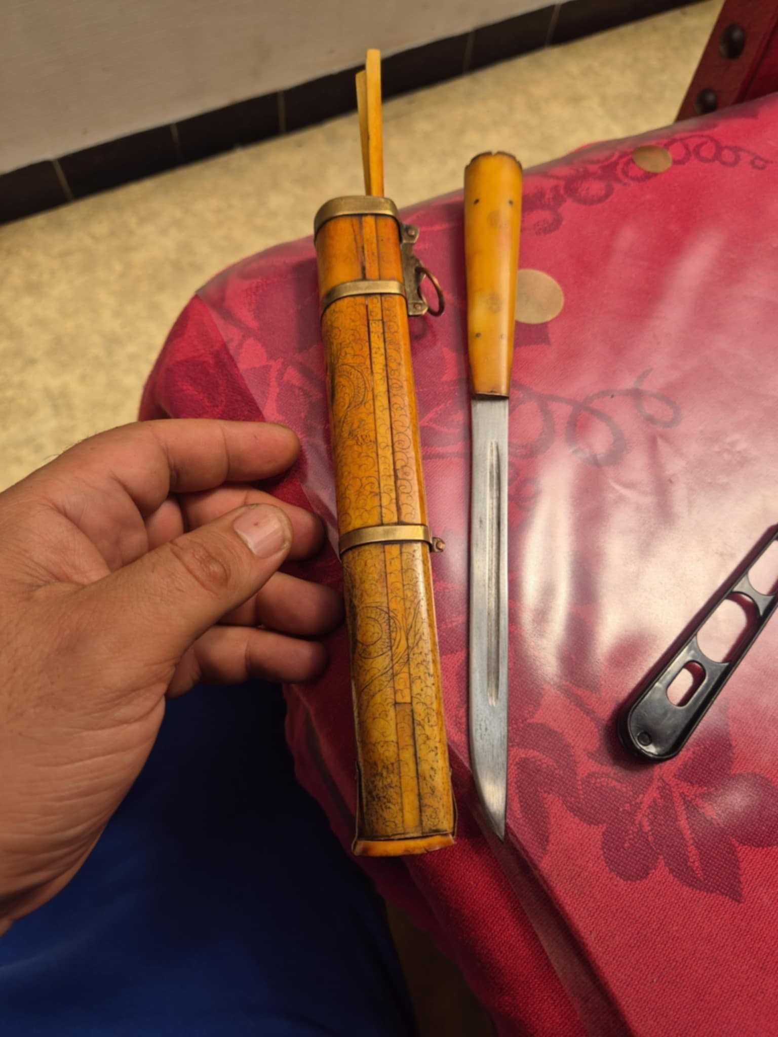 Set vintage chinezesc cutit si bete sec. XIX