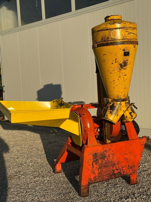 Moara cereale lucerna pe cardan