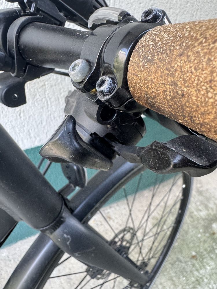 Bicicleta ultra usoara, rapida pt oras