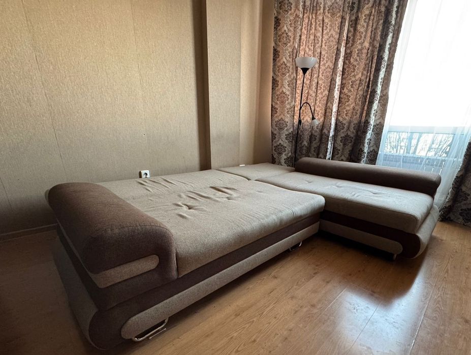 Срочно продам диван!