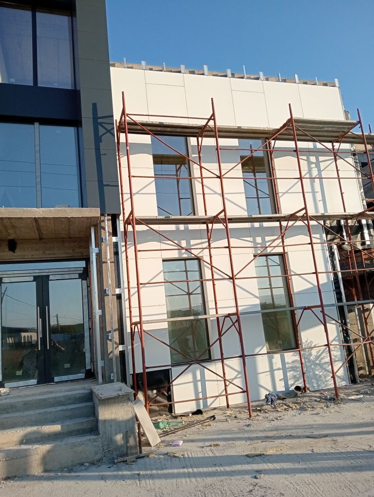 Fațade ventilate placate  cu alucobond , fibrociment,ceramica, hpl