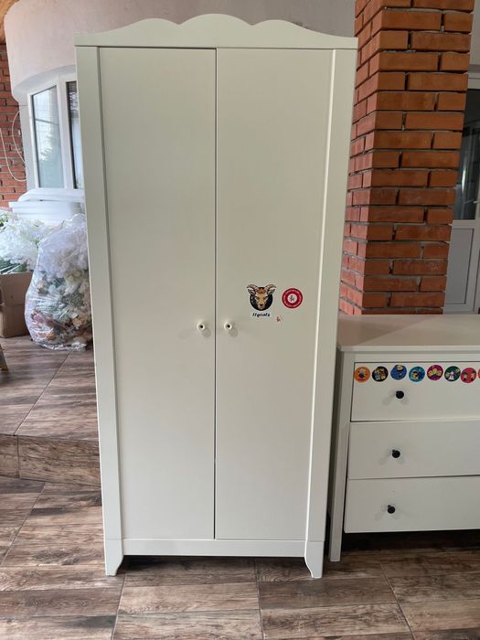 Dulap si comoda Ikea