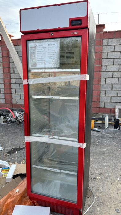 Витринный холодильник