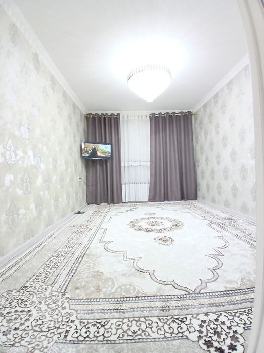 Qarshi shahridan 4 qavat 2 xona uy sotiladi