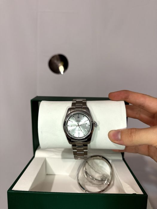 Ceas Rolex Oyster Perpetual Premium alb argintiu