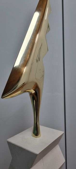 Sculptura replica Constantin Brancusi