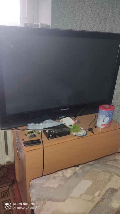 Продам телевизор Панасоник