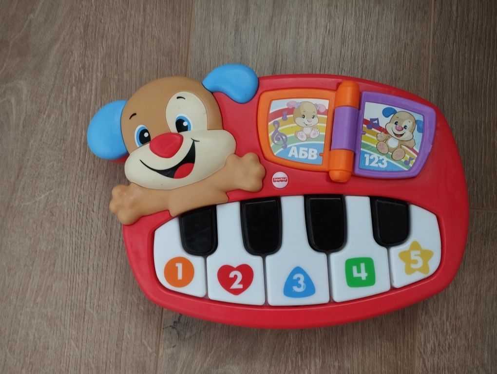 Музикална играчка - пиано