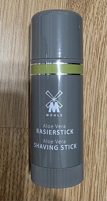 Pamatuf ras/barbierit Muhle par bursuc silvertip, săpun ras stick, noi