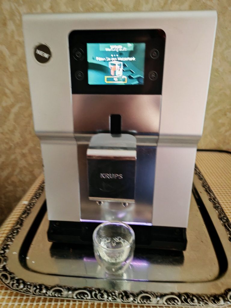 Krups Intuition Preference+ Silver EA875E
0
Начална страница

Битова т