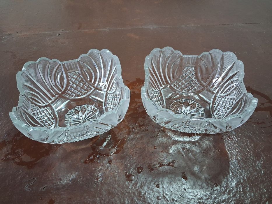 43ta xrustal 14ta chinni hammasi zo'r turibdi