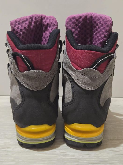 Ghete dama drumeție Meindl Air Revolution 4.1   39 ii