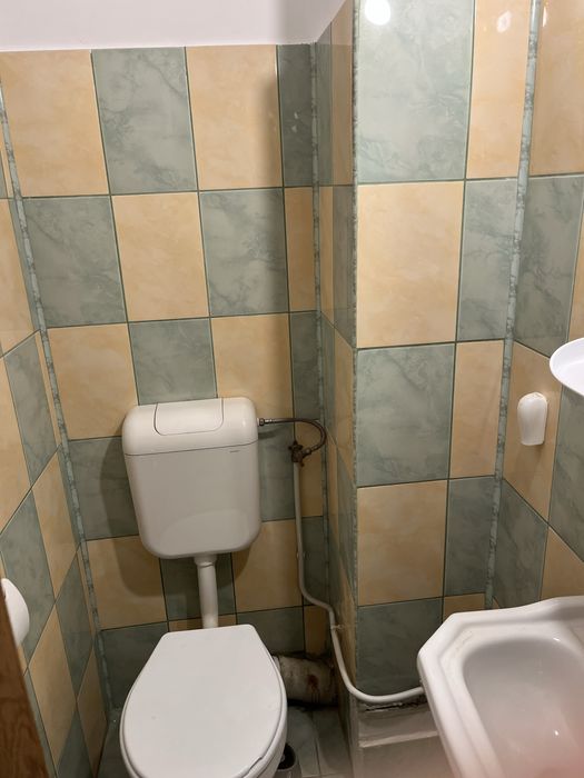 Persoana fizica ofer spre inchiriere apartament 3 camere ultracentral