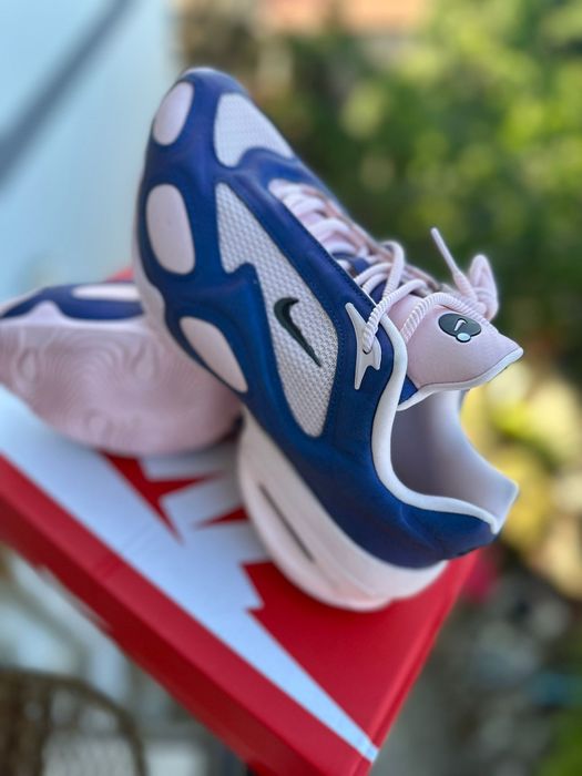 Nike Air Muse  .