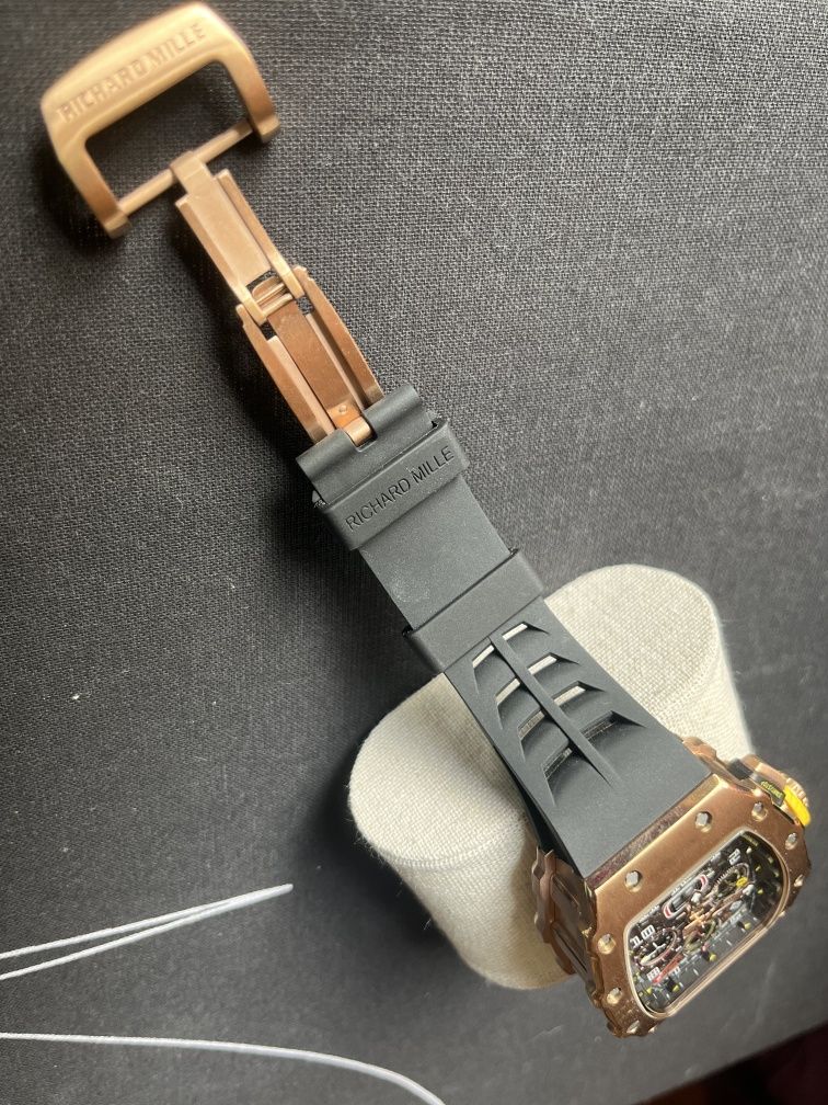 Луксозен часовник Richard Mille