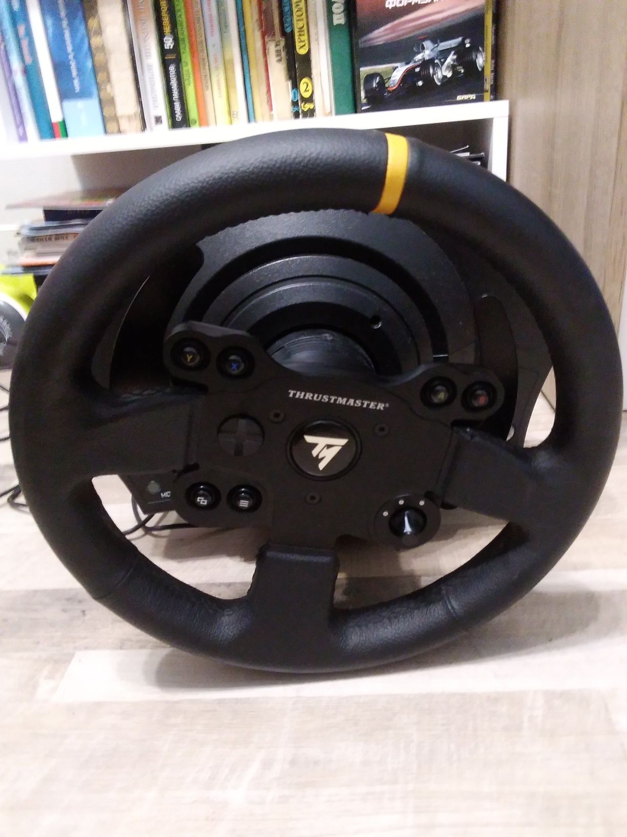 Thrustmaster TX Racing wheel leather edition