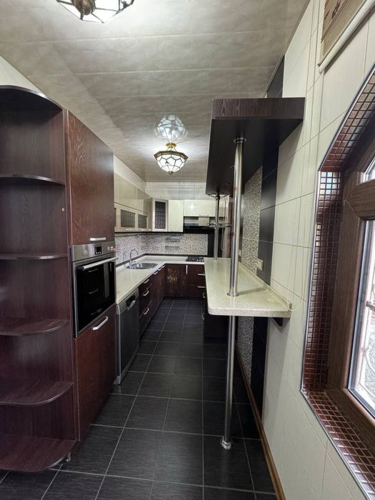 Мирабадский район 3/3/9 Банковский дом перед-я 5 ком ор-р Шохмед 152м2