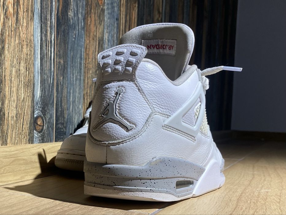 Vând Air Jordan 4 Oreo Originali