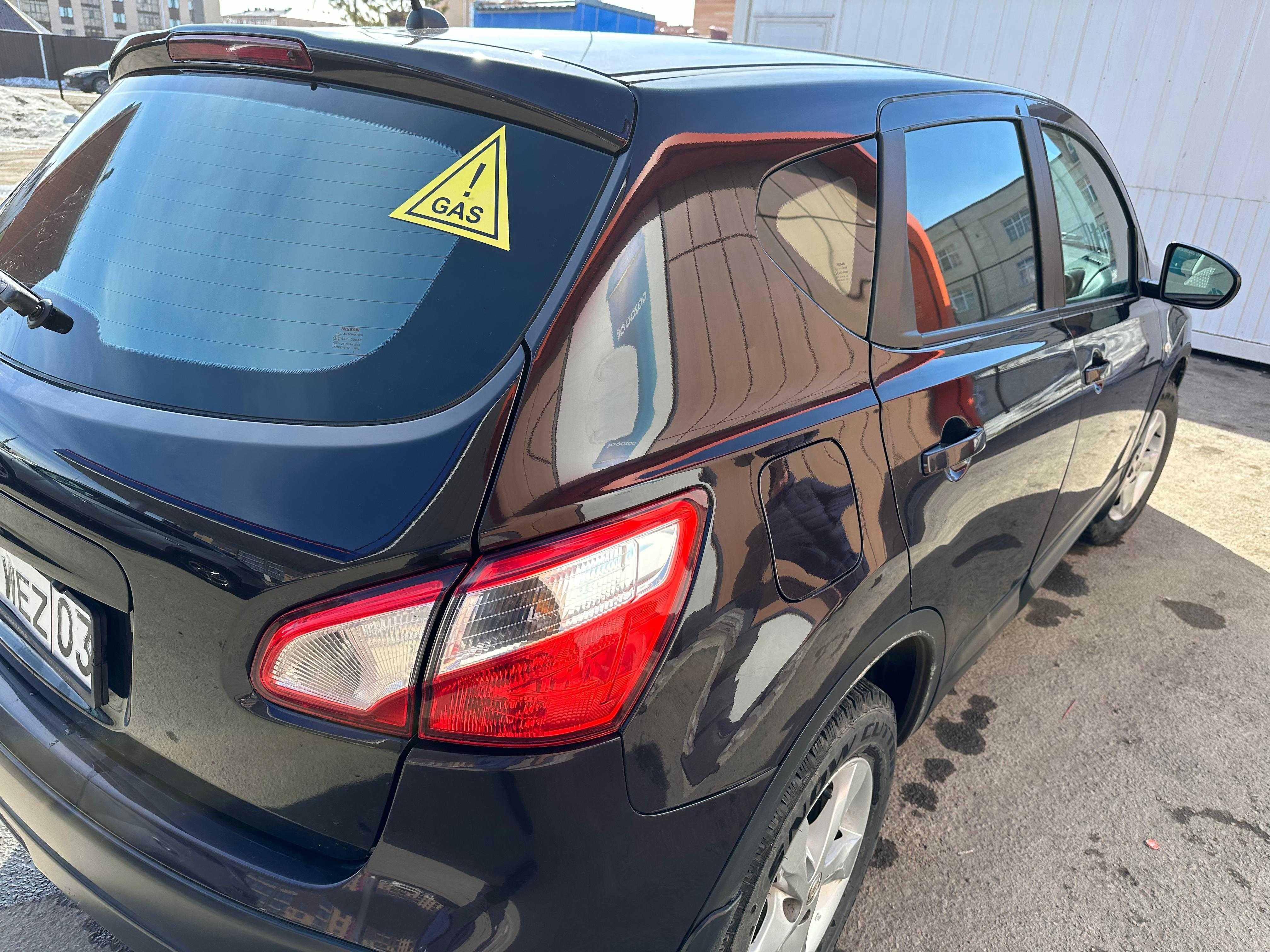 Nissan Qashqai 2013г. 1.6л 195000пробег