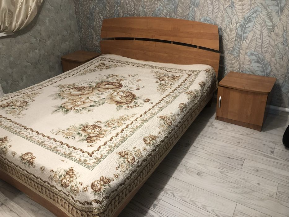 продам спальный гарнитур