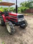 Vând tractor yanmar