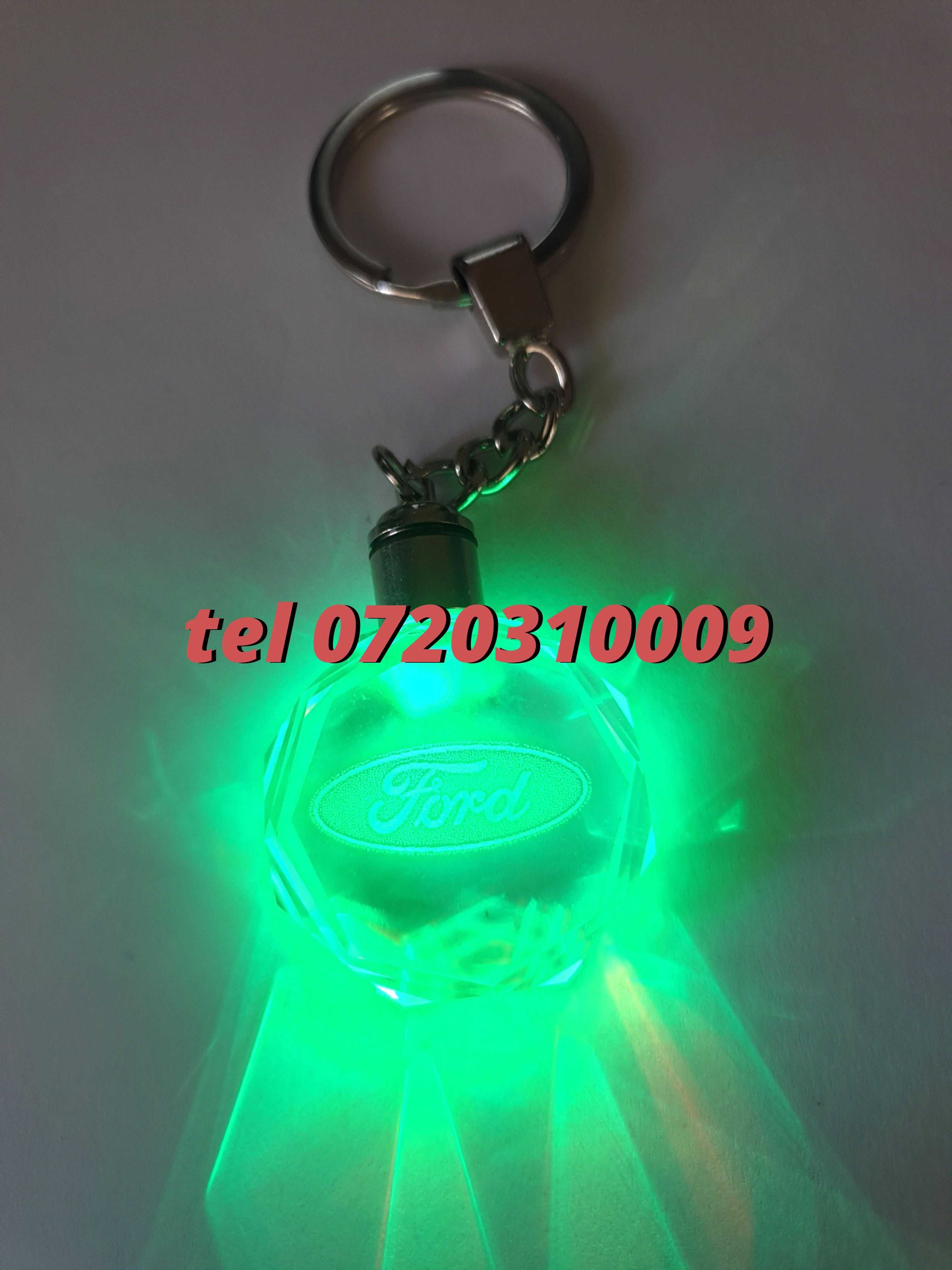 Promotie Breloc Din Sticla Cu Led 6 Culori Ford