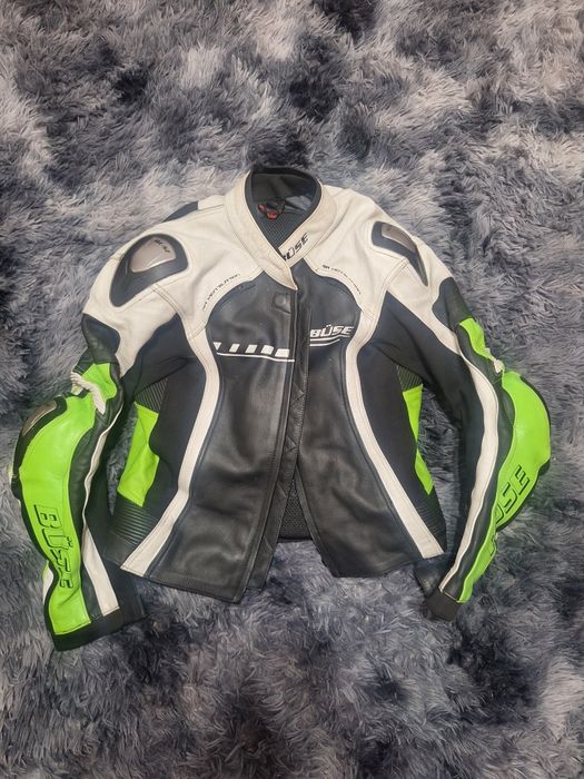 Vând costum moto 2 piese BUSE