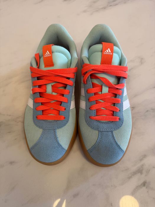 Нови Adidas дамски маратонки