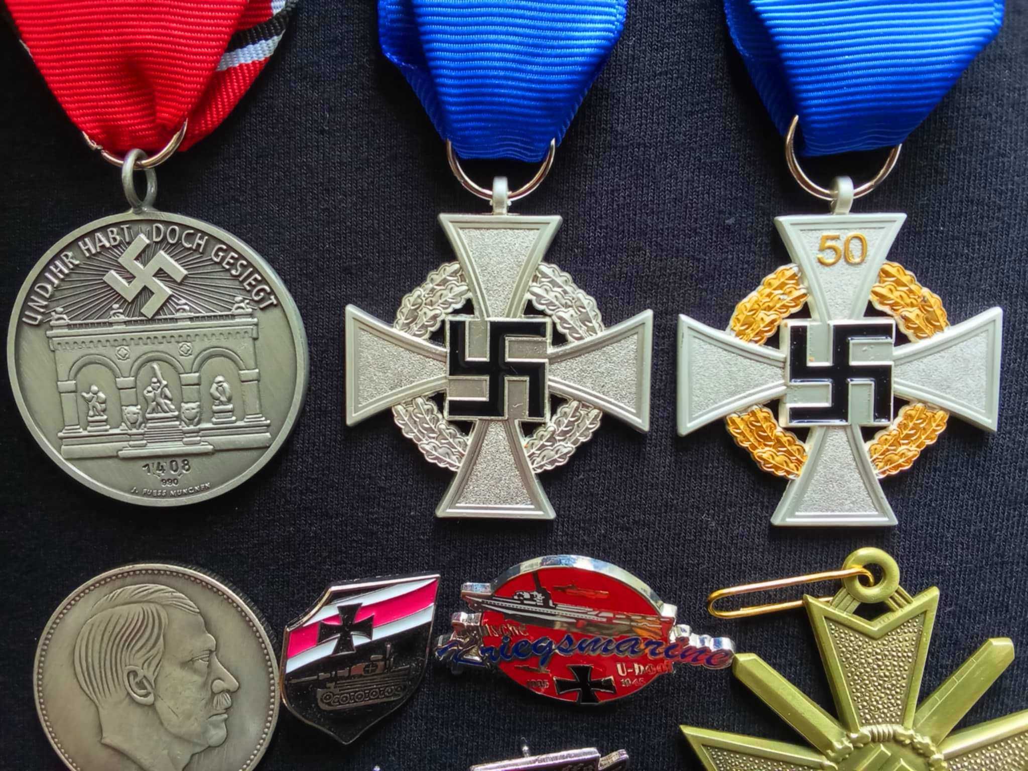 Kолекционерски Значки WW2 Медальони Гривни