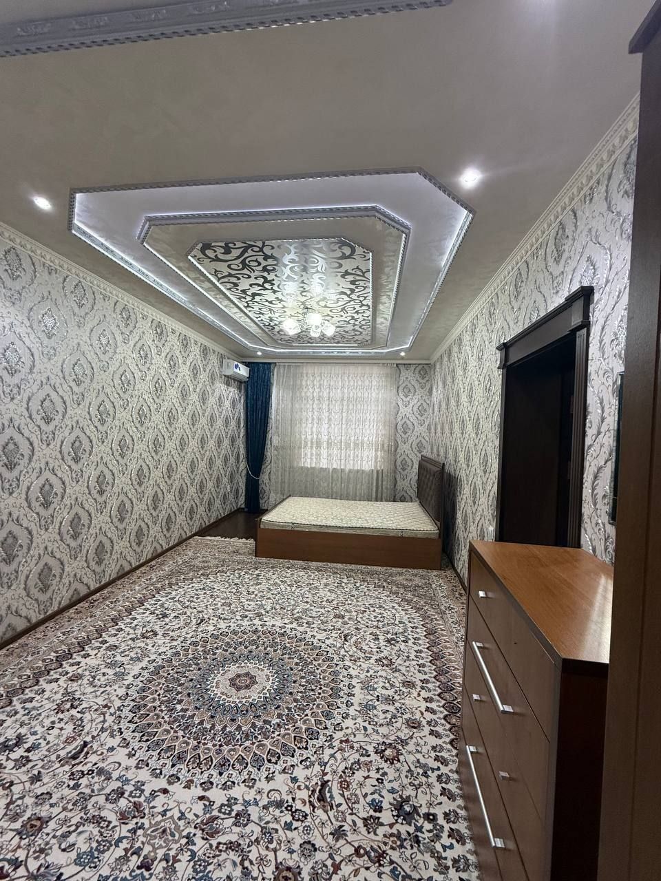 Новостройка, Паркентский, Центр 4/7,8/8 130 М², 2 с/у, с обстановкой!
