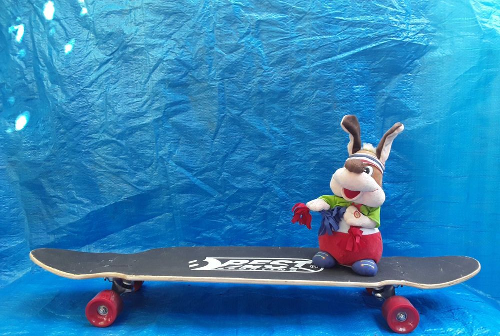 Skateboard mare BEST SPORTING lungime 1,1 m latime 25 Cm NOU - 150 Lei