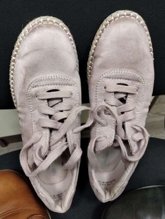 Дамски обувки номер 38