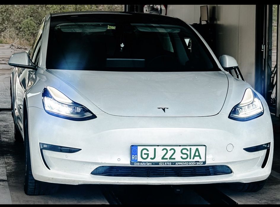 Predare leasing tesla model 3