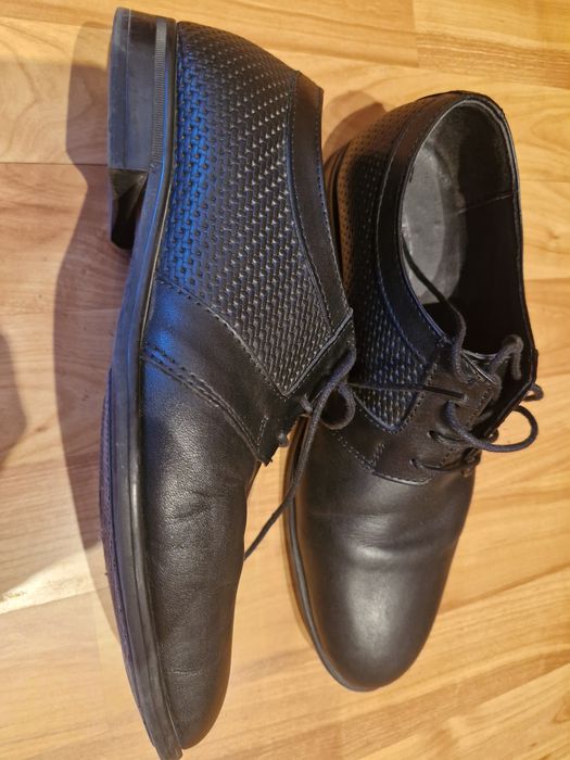 Pantofi din piele marimea 41