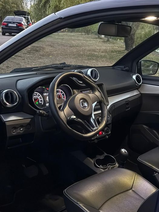 Vând Aixam eCOUPÉ Premium 48V9RS2 (2023) – Electrică