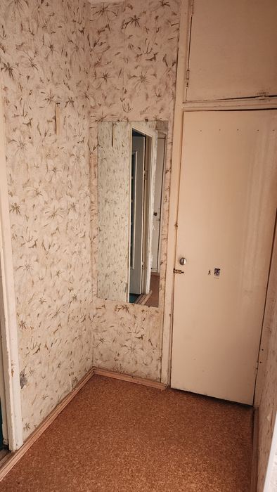 Квартира ижарага берилади. Зарафшон шахар.