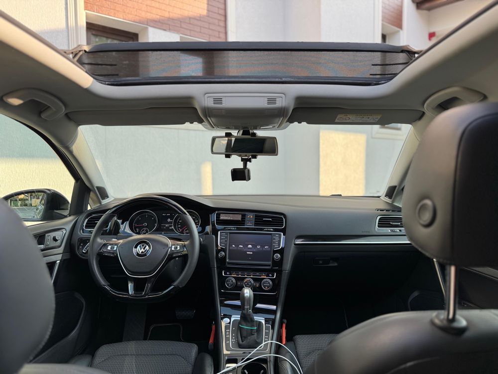 Volkswagen Golf 7 Dsg 2.0 Tdi DynAudio Camera Navi Ergo Panoramic