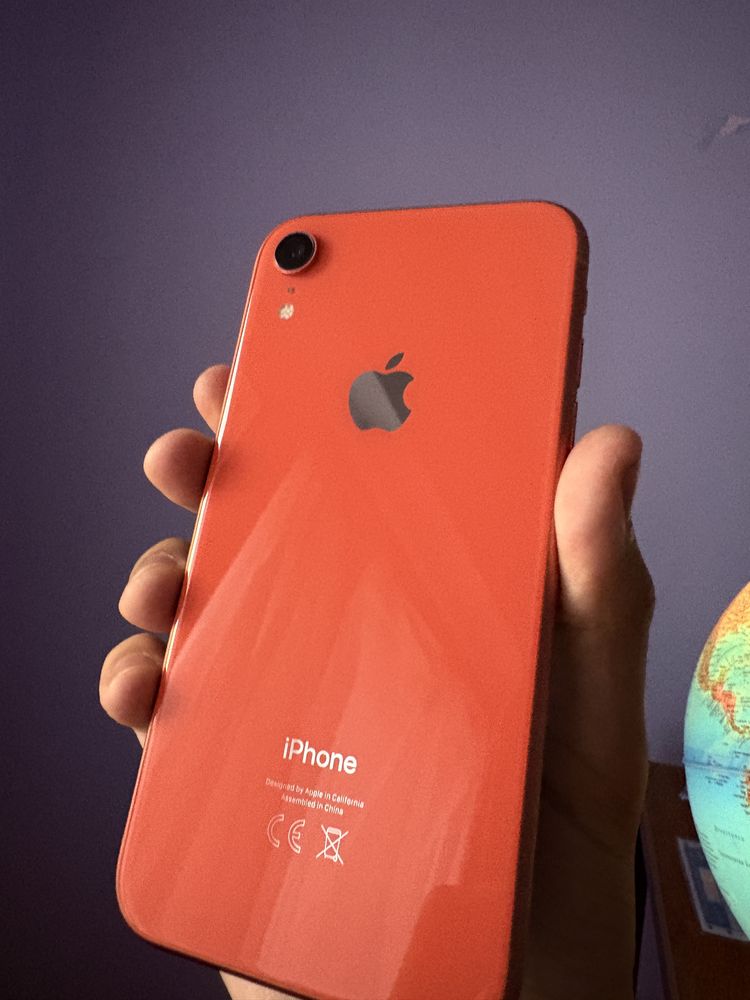 iPhone XR 64gb 75% battery health
