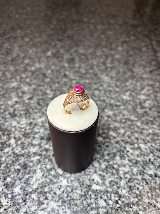 Золотое кольцо 585 проба срочно !!!