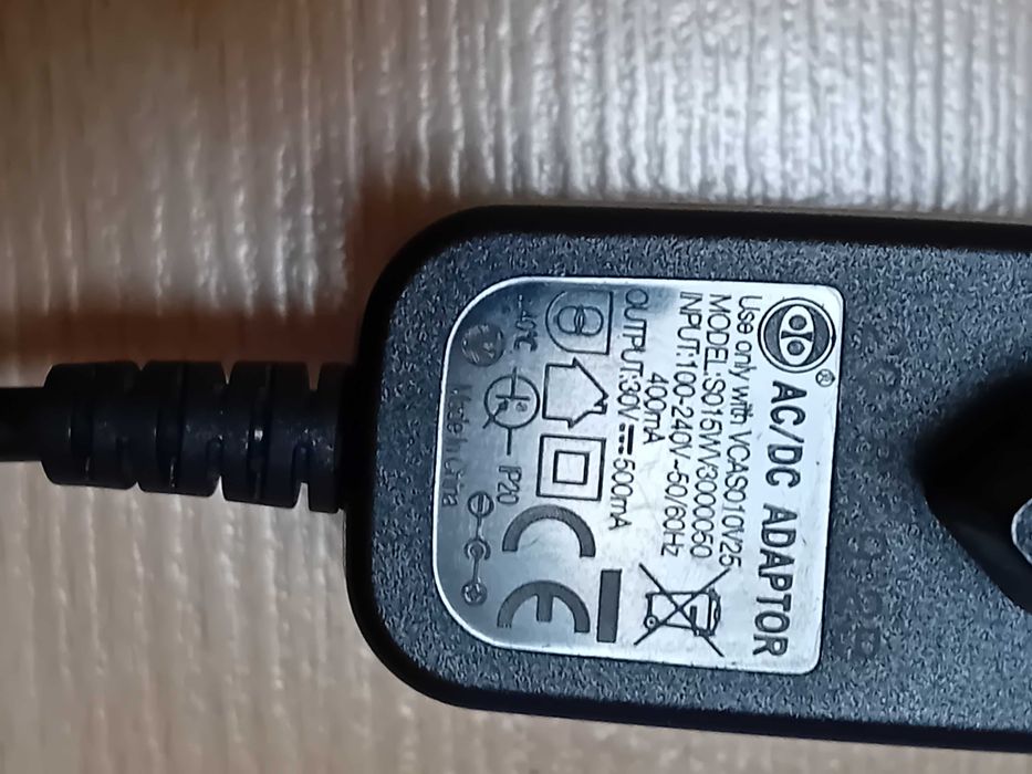 Încărcător litiu 30 volți, 500 ma pentru aspirator