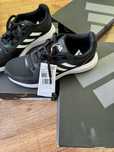 Adidas originali din plasa