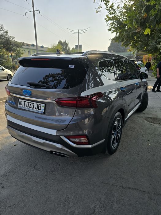 Hyundai santa fe full сотилади