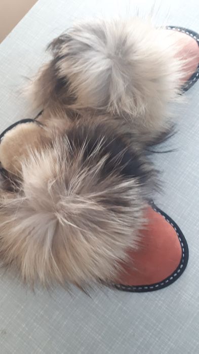 Papuci de casă din blană naturală