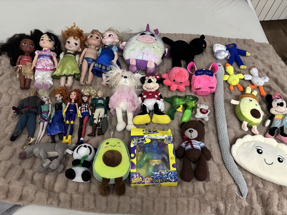 игрушки с Диснейленда