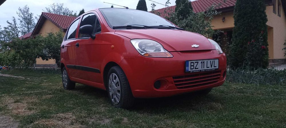 Vând mașină Chevrolet Spark